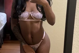 outcalls - 23 - Image 1