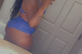 😘let me make your dreams become reality 😋 incalls/outcalls ask about my specials 🍫 - Image 2