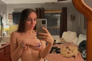 Hey daddy come see me baby.I'm ready to have fun Let's have a good time😍 - Image 4