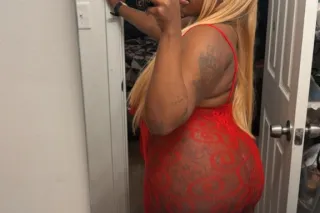 Arkadphlia rd best head best pussy incall try my 2 girl - Image 1