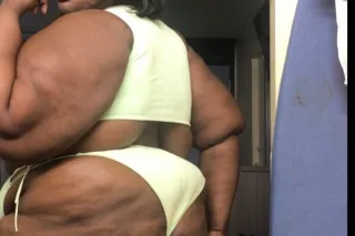 Your chocolate BBW fantasy AIRPORT AREA - Image 5