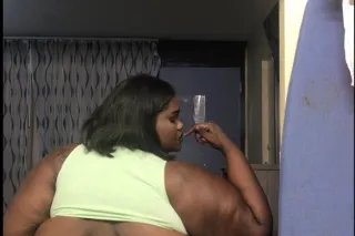 Your chocolate BBW fantasy AIRPORT AREA - Image 7